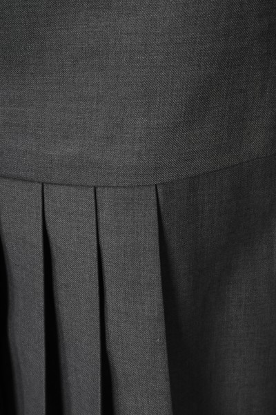 CH195 design grey pleated skirt for women's wear  supply invisible zipper pleated skirt  pleated skirt hk center detail view-7